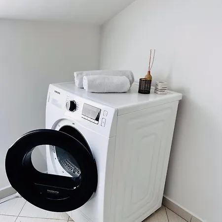 Lägenhet The Mountain Sky - Prostorny Loft 198 M2 S Lesem Za Okny Vhodny Pro Rodiny S Detmi, Terasa, Detsky Koutek, Parkovani Zdarma *