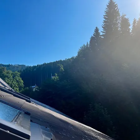 Daire The Mountain Sky - Prostorny Loft 212 M2 S Lesem Za Okny Vhodny Pro Rodiny S Detmi, Terasa, Detsky Koutek, Parkovani Zdarma *